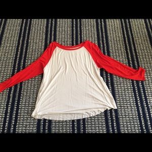 American eagle sift & sexy top